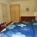 Apartment Scarlet Flower - Maggiore Meina