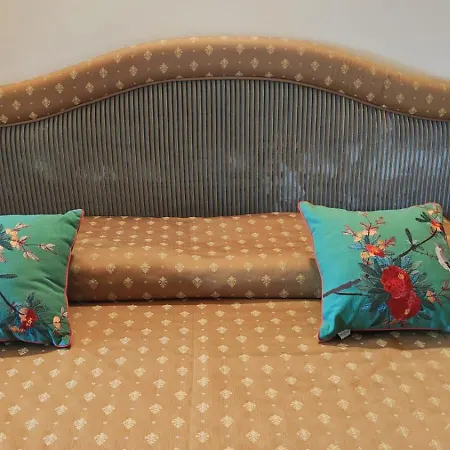 Apartment Scarlet Flower - Maggiore *