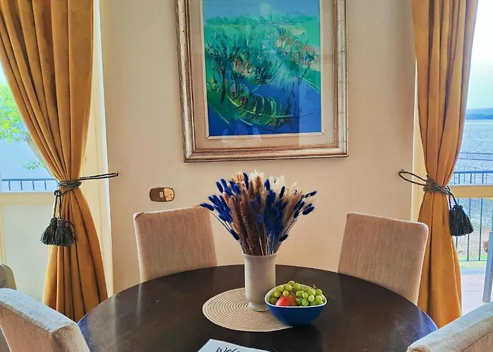 Apartament Scarlet Flower - Maggiore