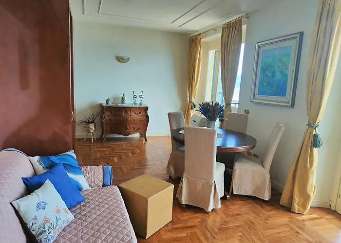 Scarlet Flower - Maggiore