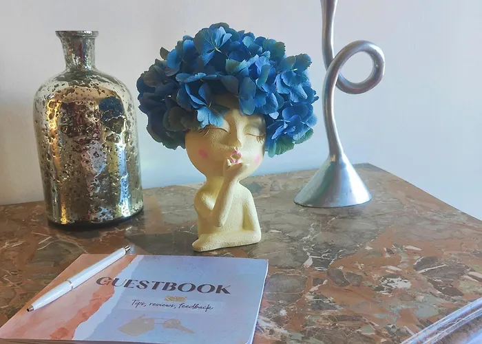 Scarlet Flower - Maggiore Meina