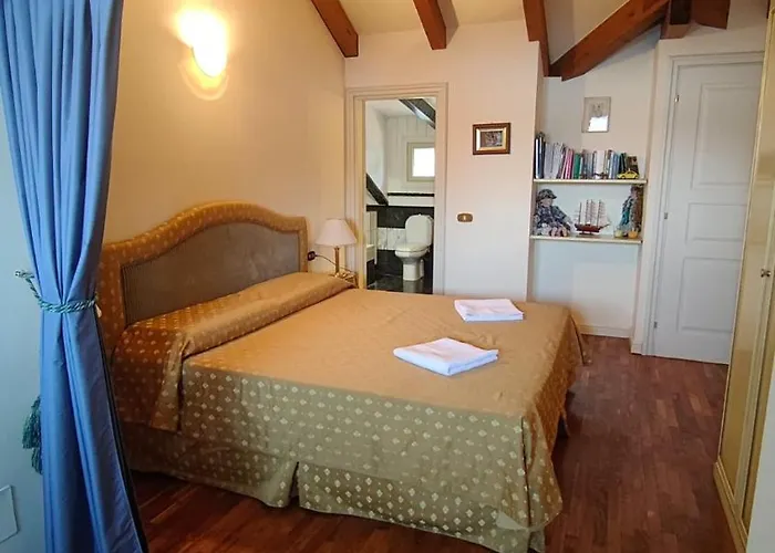 Scarlet Flower - Maggiore