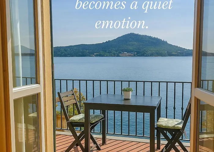 Scarlet Flower - Maggiore 아파트 *